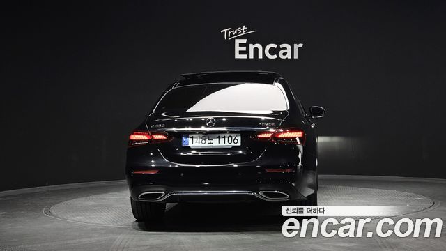 Mercedes-Benz E-Class E350 4MATIC AMG Line