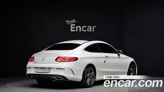 Mercedes-Benz C-Class C200 Coupe