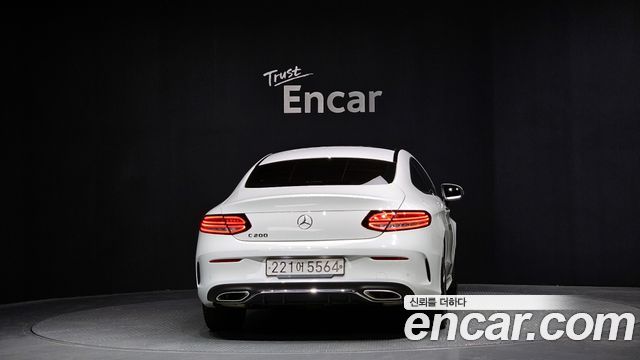 Mercedes-Benz C-Class C200 Coupe