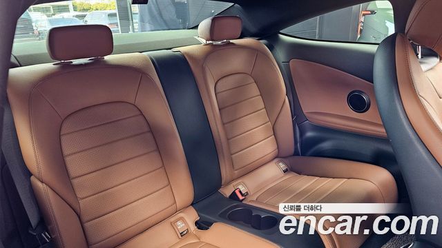 Mercedes-Benz C-Class C200 Coupe