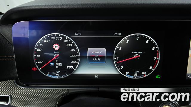 Mercedes-Benz E-Class E400 4MATIC Coupe