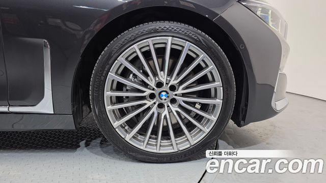 BMW 7-Series 745Le iPerformance Design Pure Excellence