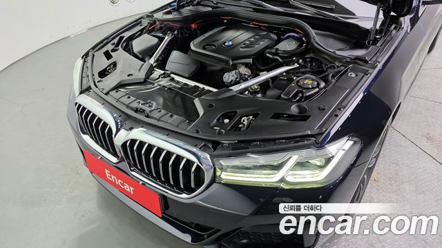 BMW 5-Series 523d xDrive M Sport