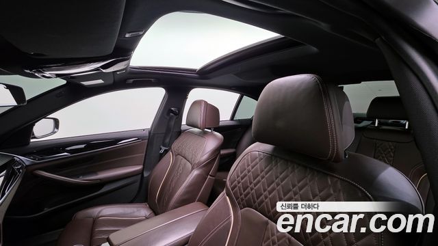 BMW 5-Series 523d xDrive M Sport