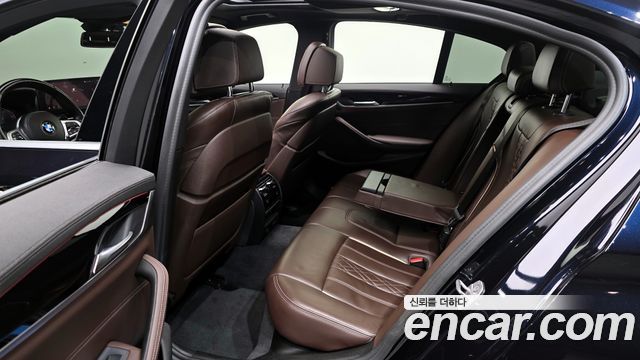 BMW 5-Series 523d xDrive M Sport