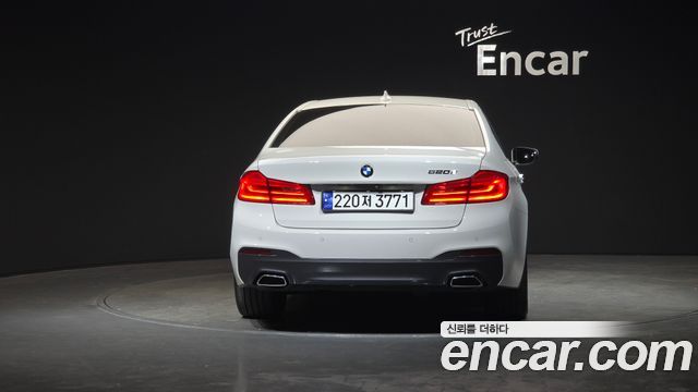 BMW 5-Series 520d M Sport Package Plus