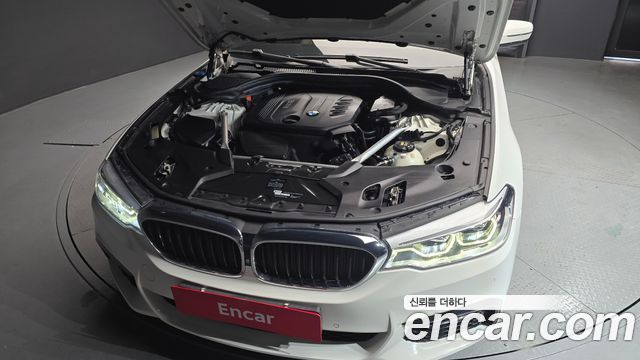 BMW 5-Series 520d M Sport Package Plus