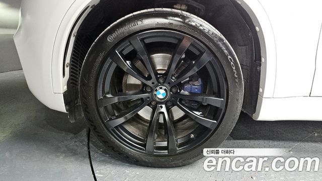 BMW X5 (F15) xDrive 40d