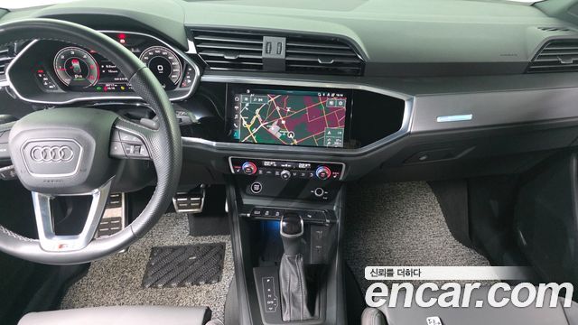Audi Q3 35 TDI Premium Sportback