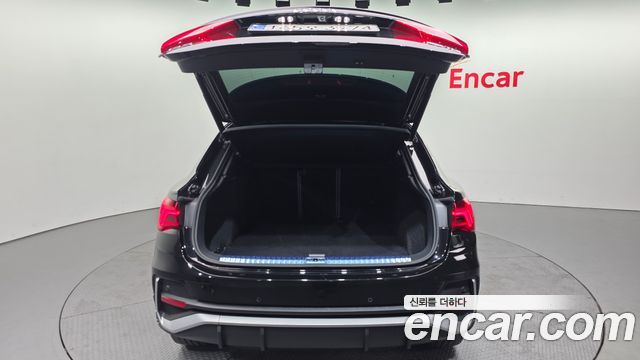 Audi Q3 35 TDI Premium Sportback