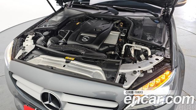 Mercedes-Benz C-Class W205 C200