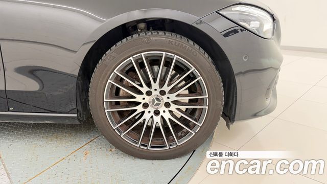 Mercedes-Benz C-Class C200 Avantgarde