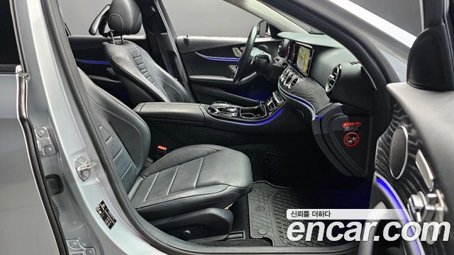 Mercedes-Benz E-Class W213 E220d 4MATIC Avantgarde