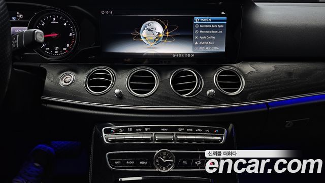 Mercedes-Benz E-Class W213 E220d 4MATIC Avantgarde