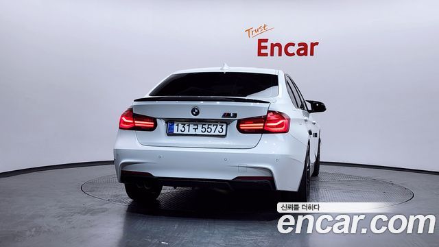 BMW 3-Series 320d M Sport Shadow