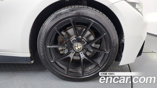 BMW 3-Series 320d M Sport Shadow