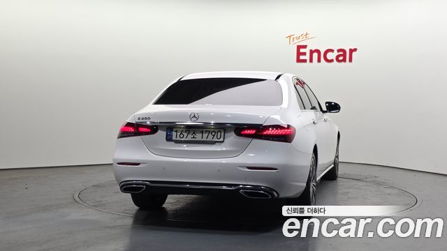 Mercedes-Benz E-Class E250 Avantgarde