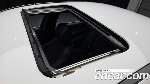 Mercedes-Benz E-Class E250 Avantgarde