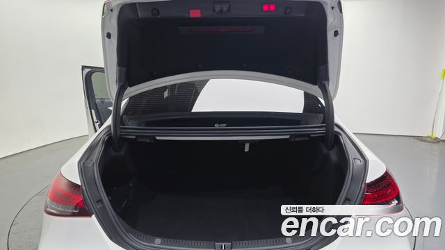 Mercedes-Benz E-Class E250 Avantgarde
