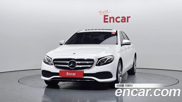 Mercedes-Benz E-Class E220d 4MATIC Avantgarde