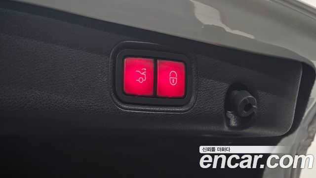 Mercedes-Benz E-Class E220d 4MATIC Avantgarde