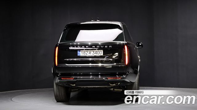 Land Rover Range Rover P530 Autobiography Long Wheel Base