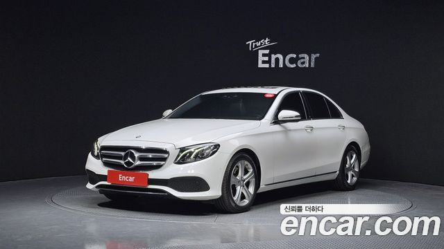 Mercedes-Benz E-Class E200 Avantgarde