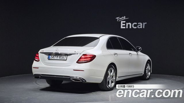 Mercedes-Benz E-Class E200 Avantgarde