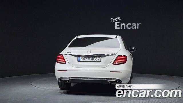 Mercedes-Benz E-Class E200 Avantgarde