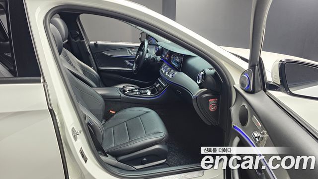 Mercedes-Benz E-Class E200 Avantgarde