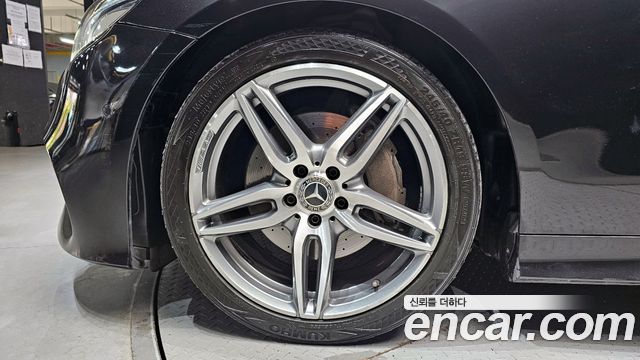 Mercedes-Benz E-Class E220d Cabriolet