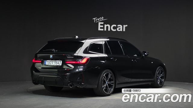 BMW 3-Series 320i Touring M Sports