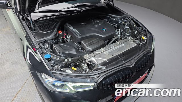 BMW 3-Series 320i Touring M Sports