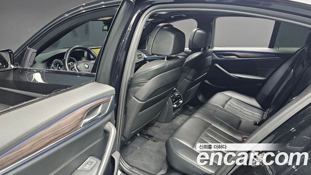 BMW 5-Series 520d M Sport Package Plus