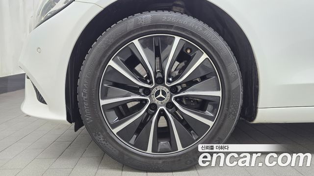 Mercedes-Benz C-Class C200