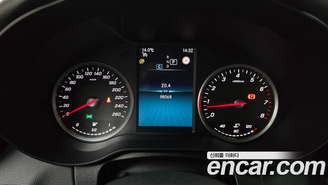 Mercedes-Benz C-Class C200