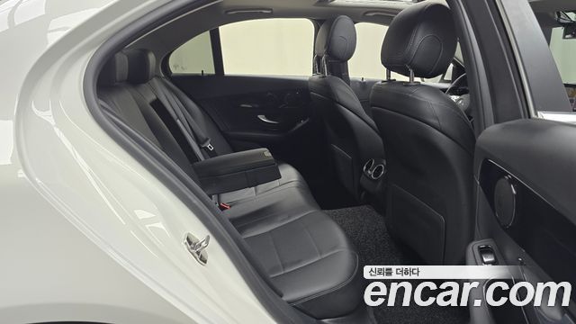 Mercedes-Benz C-Class C200