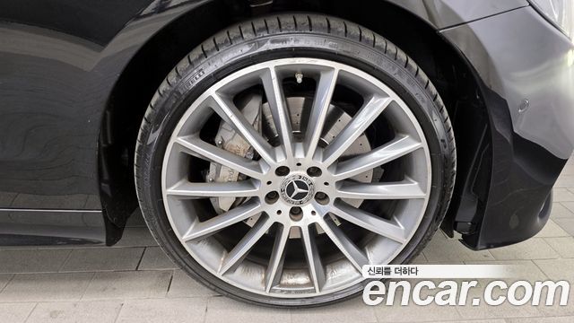 Mercedes-Benz E-Class E450 4MATIC Coupe
