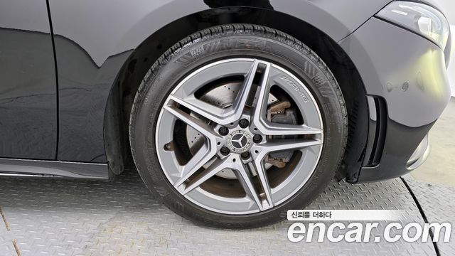 Mercedes-Benz A-Class A220 Sedan