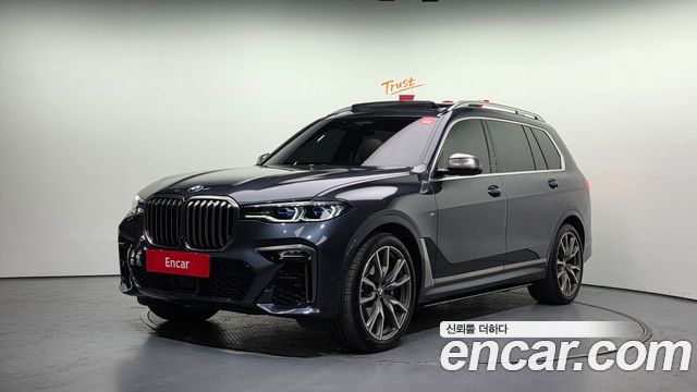 BMW X7 M50i 6STR