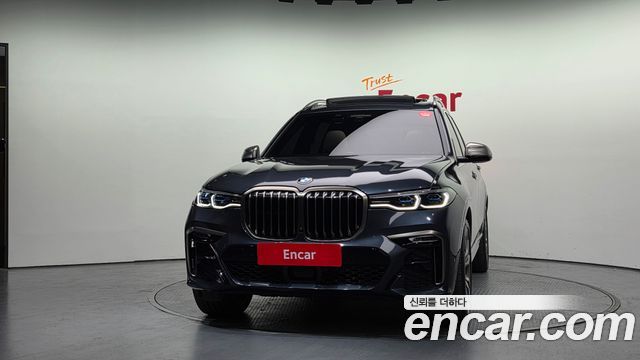 BMW X7 M50i 6STR