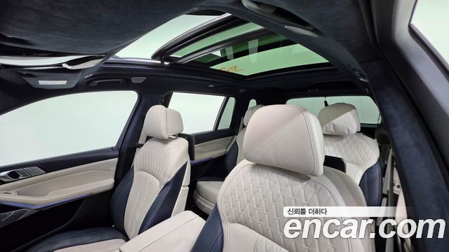 BMW X7 M50i 6STR