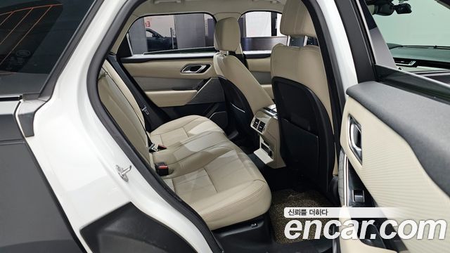 Land Rover Range Rover Velar 2.0 D240 SE