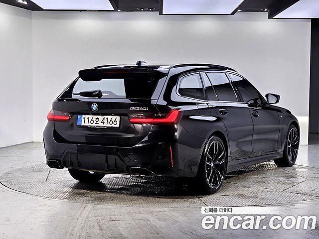 BMW 3-Series M340i xDrive Touring Pro