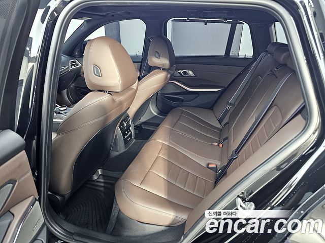 BMW 3-Series M340i xDrive Touring Pro