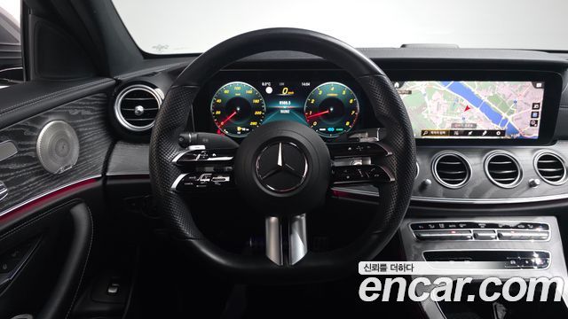 Mercedes-Benz E-Class E350 4MATIC AMG Line
