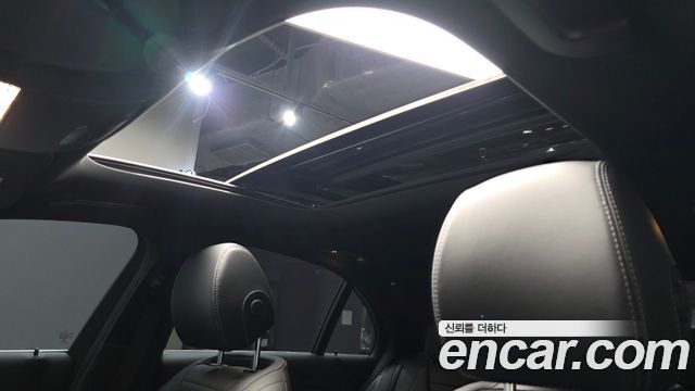 Mercedes-Benz E-Class E350 4MATIC AMG Line