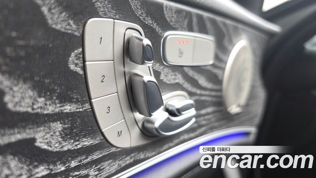 Mercedes-Benz E-Class E350 4MATIC AMG Line