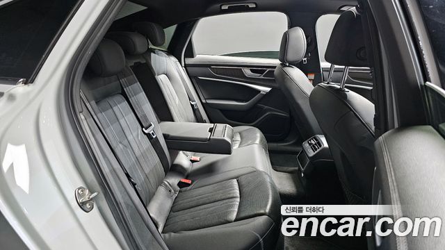 Audi A6 45 TFSI Quattro Premium