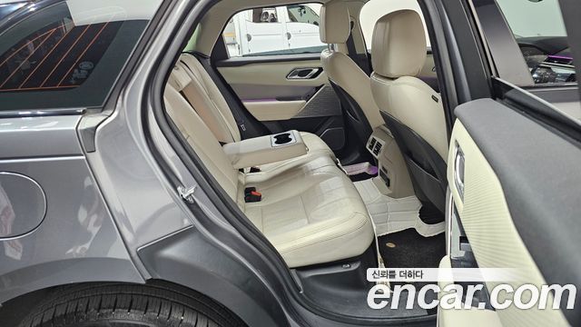 Land Rover Range Rover Velar 2.0 D240 SE